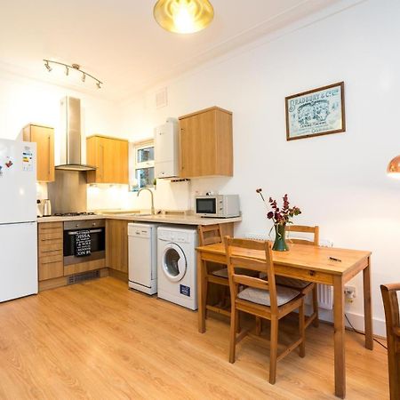 New Stylish 1 Bedroom Flat With Garden | London Exteriör bild
