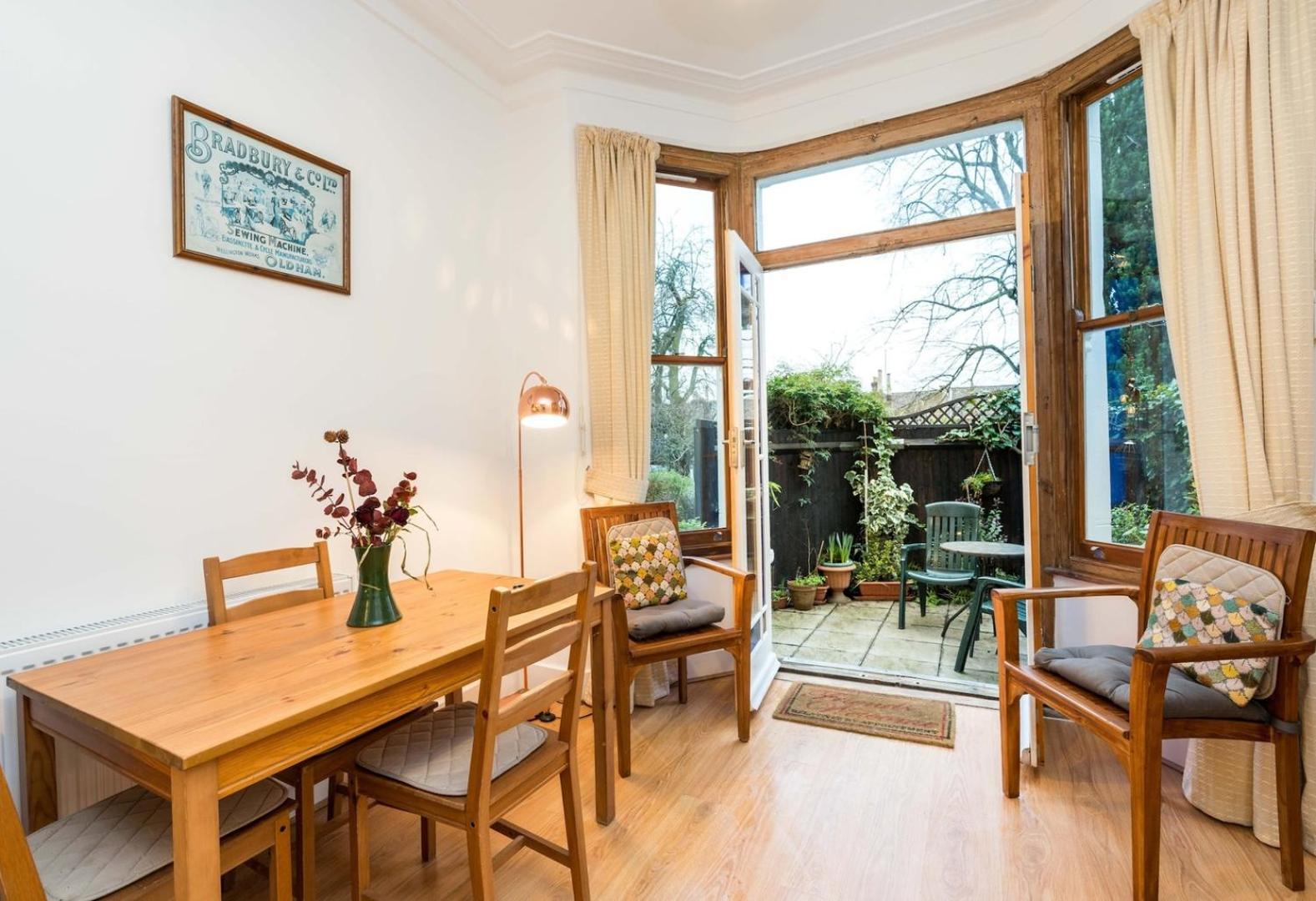 New Stylish 1 Bedroom Flat With Garden | London Exteriör bild
